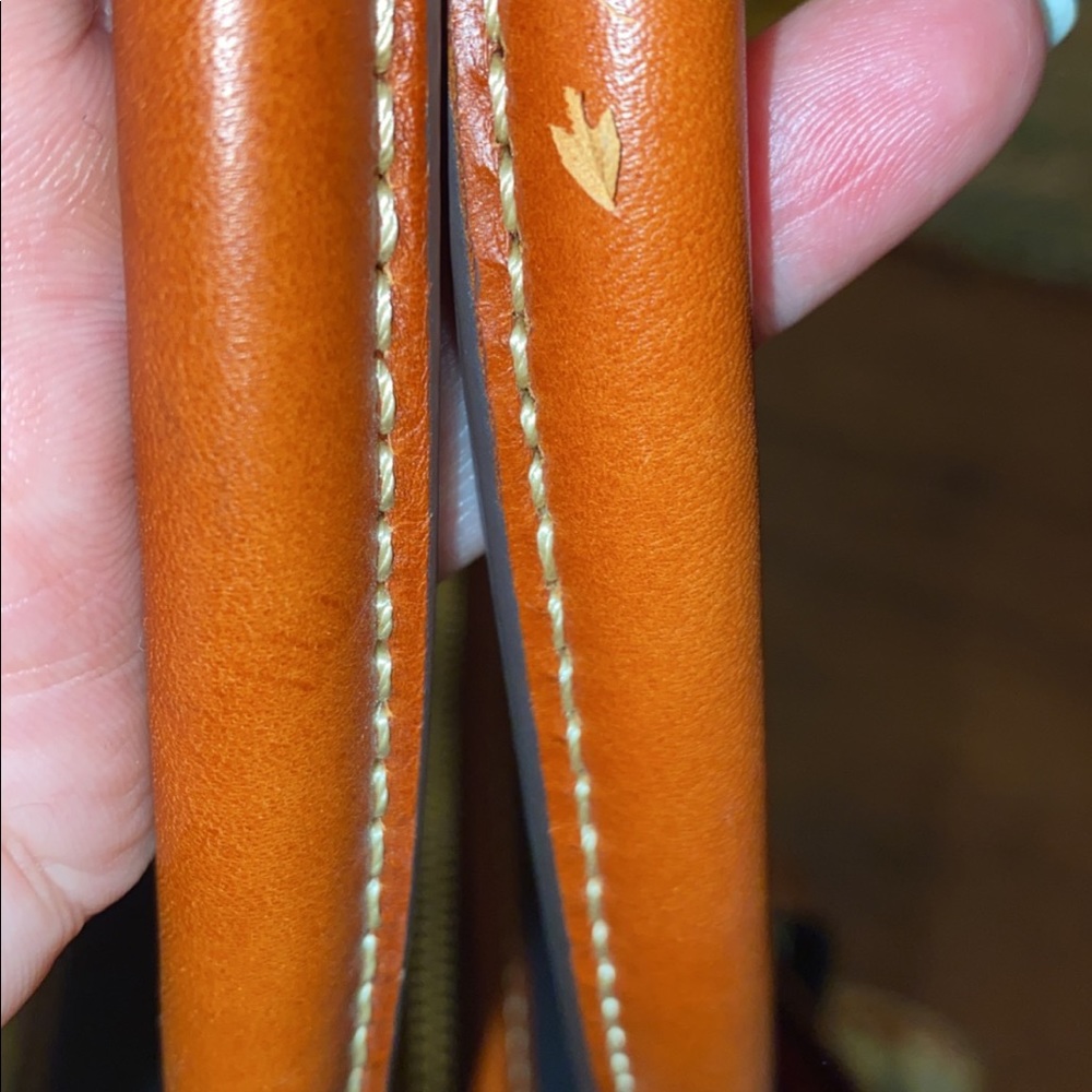 MWOT:DOONEY & BURKE NAVY BLUE PURSE - Picture 7 of 9